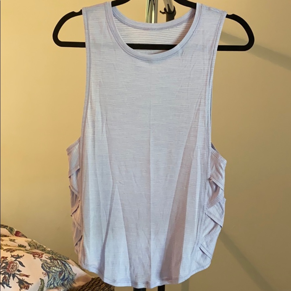 Lululemon muscle tank